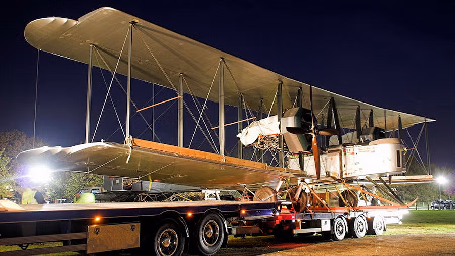 Video including flying in the Brooklands Vimy Replica